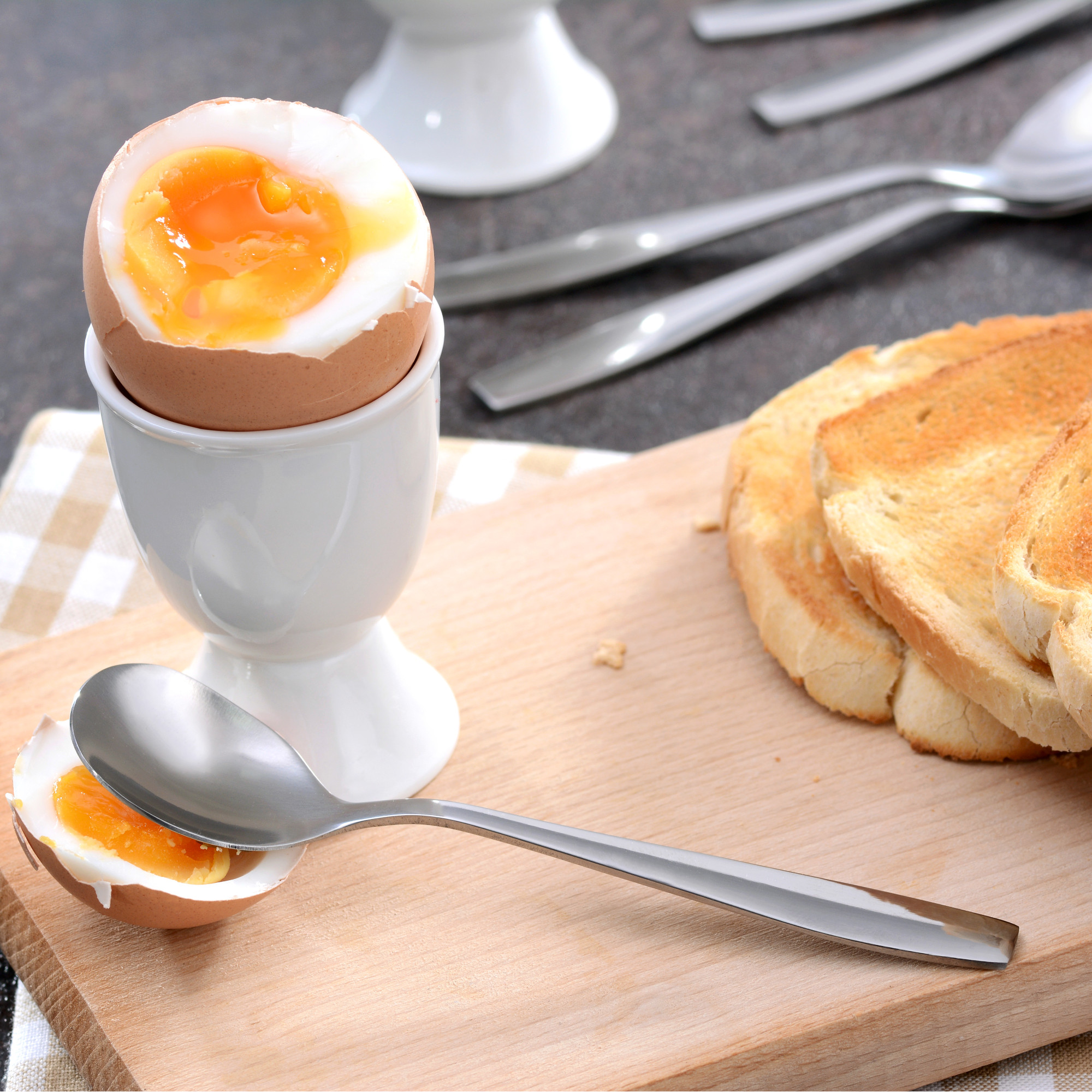 Eierbecher mit Eierlöffeln, Edelstahl, 12-teilig