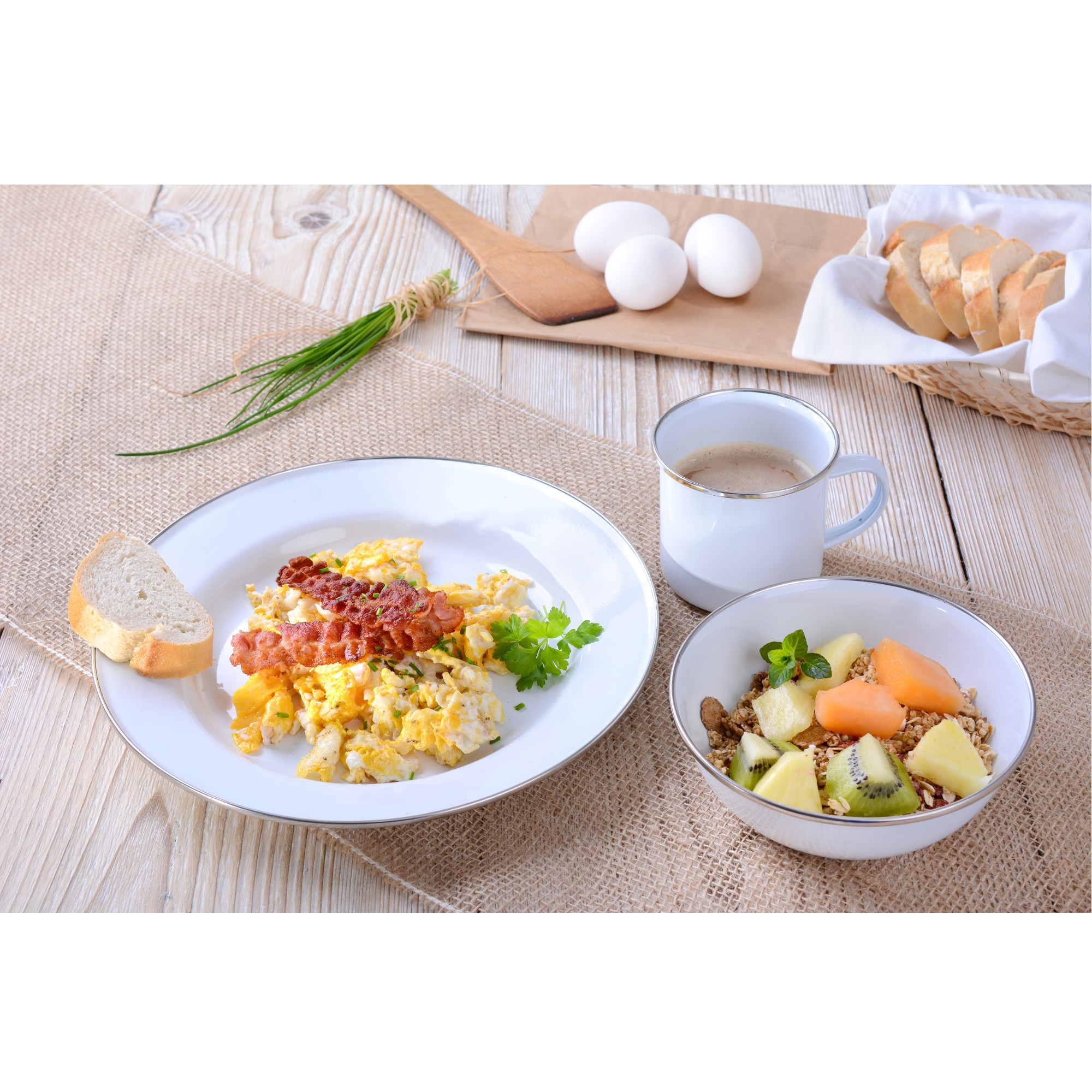 Becher emailliert weiß 8,5 cm