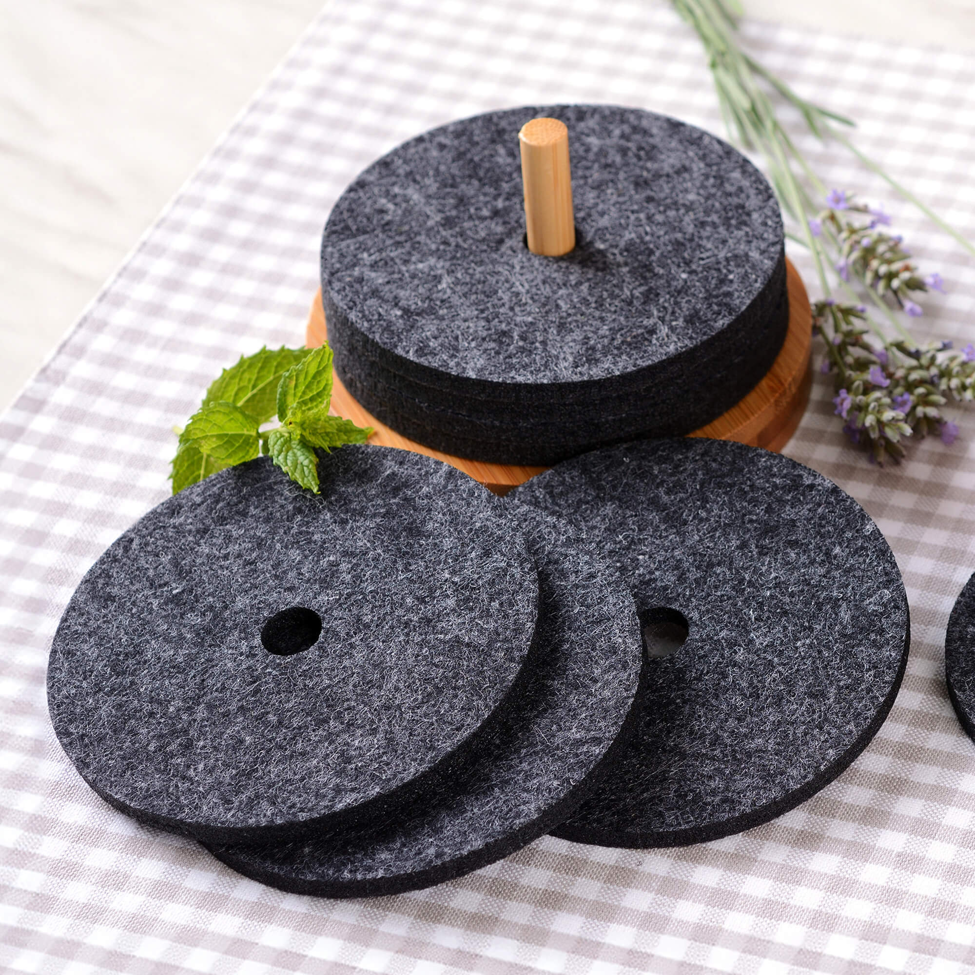 8 Glasuntersetzer mit Halter dunkelgrau